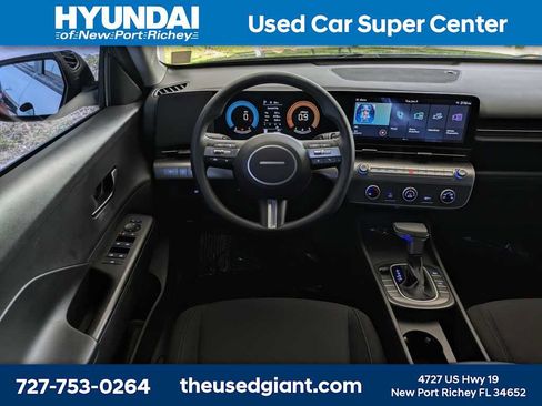 Used 2024 Hyundai Kona SE FWD image 17