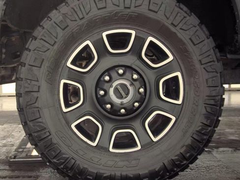 Used 2024 Ford F250 Platinum image 7