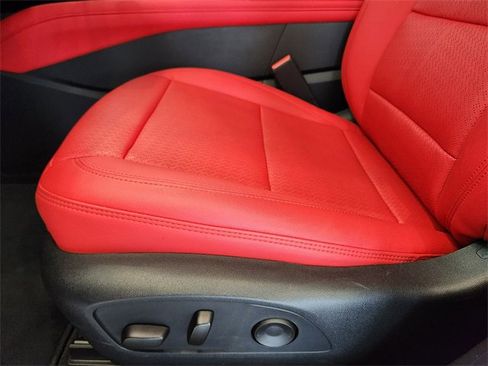 Used 2025 Chevrolet Blazer EV SS w/ Performance Package image 10