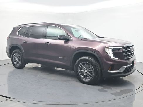 Used 2025 GMC Acadia Elevation image 7