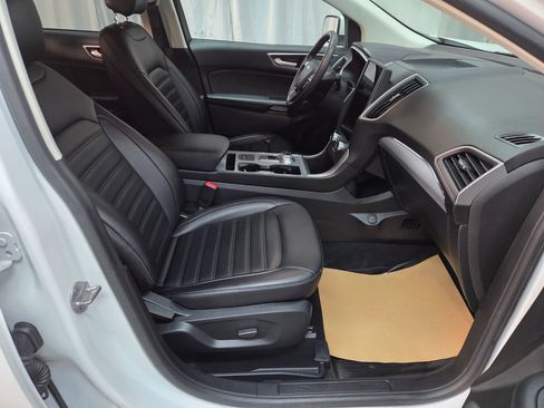 Used 2021 Ford Edge SEL image 13