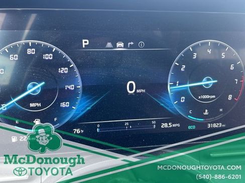 Used 2024 Kia Carnival SX image 18