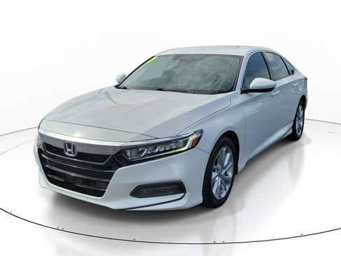 Used 2020 Honda Accord LX image 3