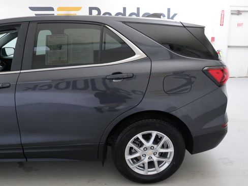 Used 2023 Chevrolet Equinox LT image 5