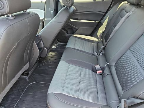 New 2026 Chevrolet Trax LT w/ Driver Confidence Package FWD image 18