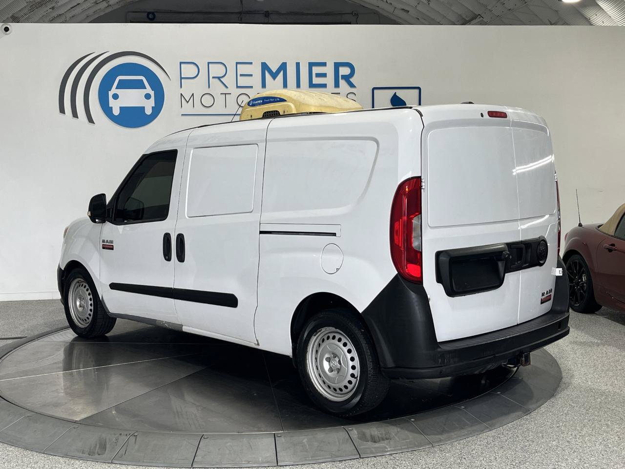 Used 2017 RAM ProMaster City Tradesman w/ Rear Back-up Camera Group FWD image 3