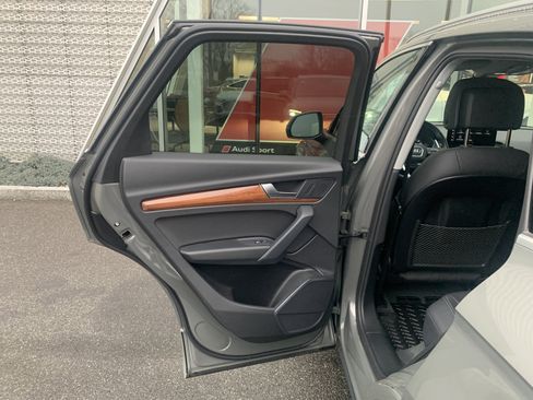 Certified 2023 Audi Q5 2.0T Premium w/ Convenience Package image 12