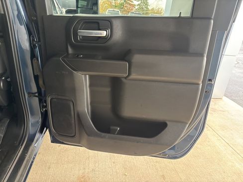 Used 2020 Chevrolet Silverado 2500 Custom w/ Custom Value Package image 24