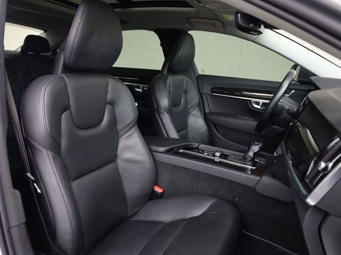 Used 2018 Volvo S90 T5 Momentum w/ Convenience Package FWD image 27