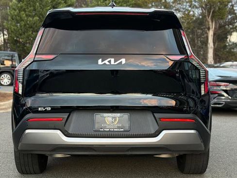 Used 2024 Kia EV9 Light Long Range image 5