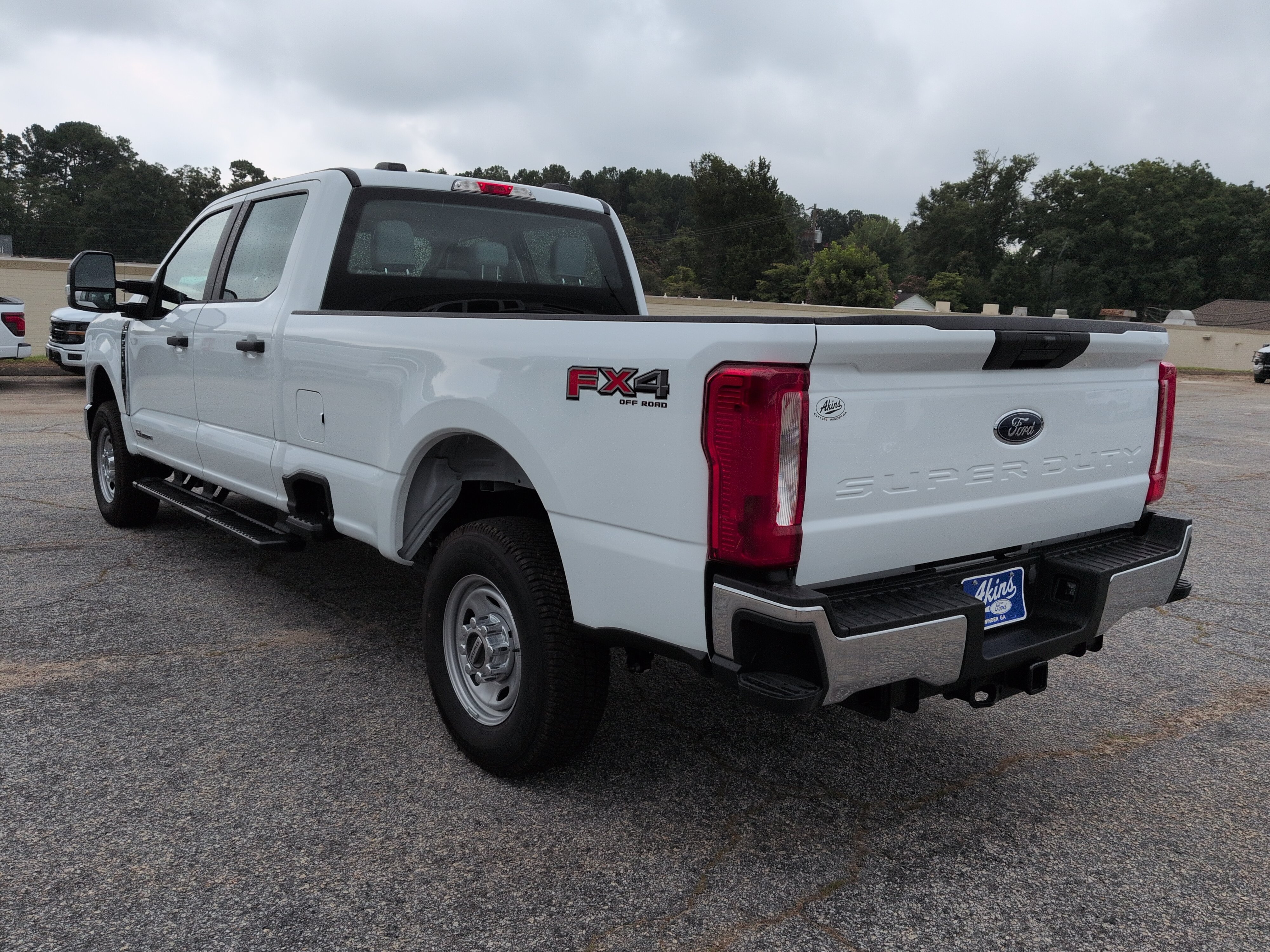 Used 2026 Ford F250 XL w/ FX4 Off-Road Package AWD/4WD image 5