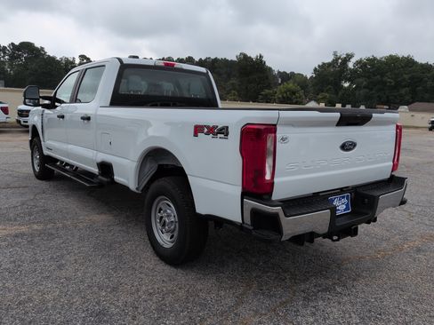 Used 2026 Ford F250 XL w/ FX4 Off-Road Package AWD/4WD image 5