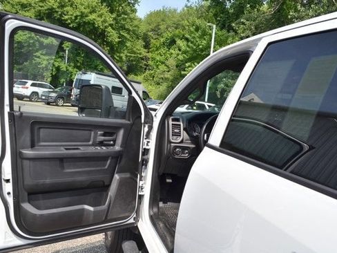 Used 2024 RAM 5500 Tradesman w/ Safety Group AWD/4WD image 13