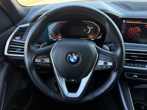 Used 2022 BMW X5 sDrive40i w/ Premium Package image 13
