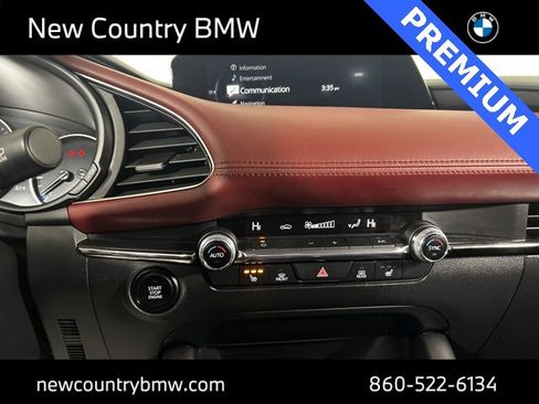 Used 2021 MAZDA MAZDA3 s image 24
