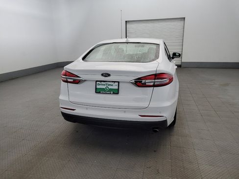Used 2020 Ford Fusion SE image 7