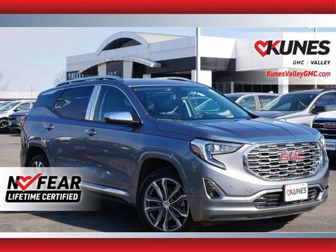 Used 2018 GMC Terrain Denali w/ Advanced Safety Package image 1