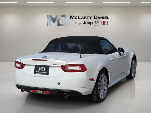 Used 2018 FIAT 124 Spider Lusso image 5