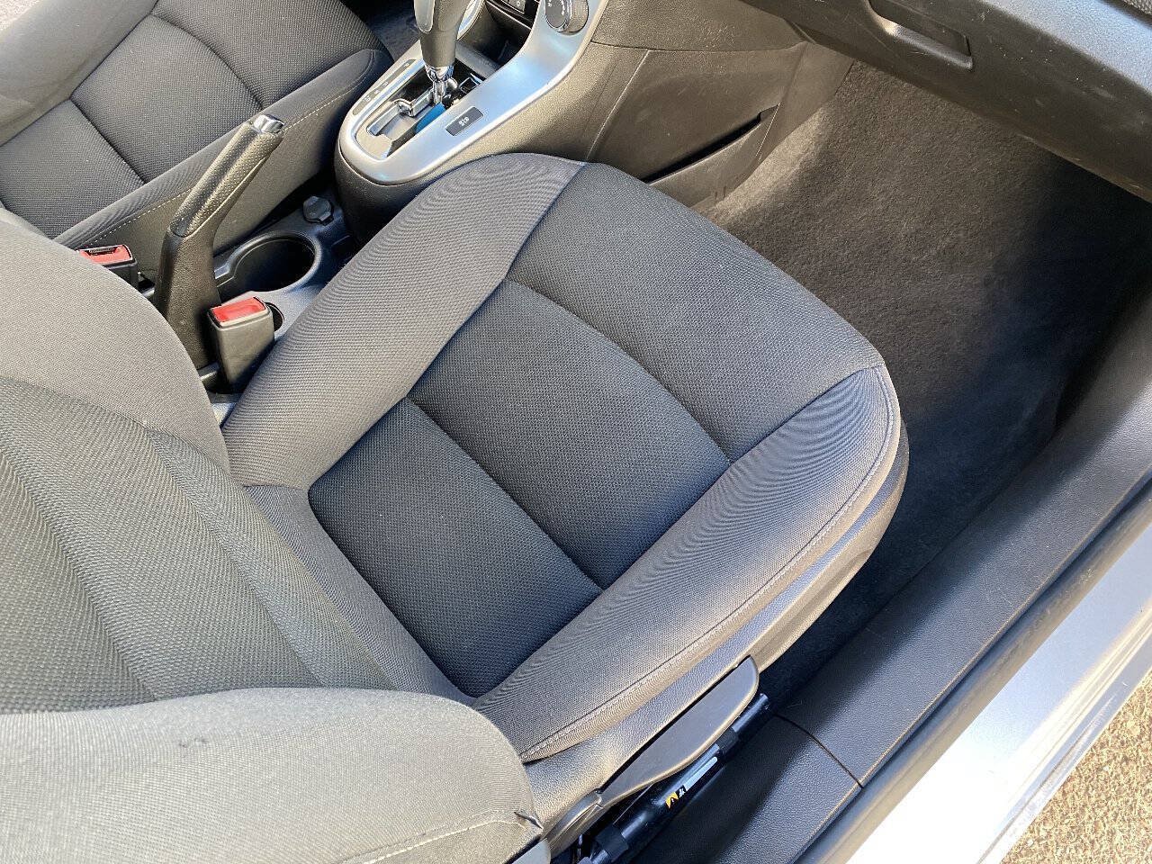 Used 2016 Chevrolet Cruze LT FWD image 33