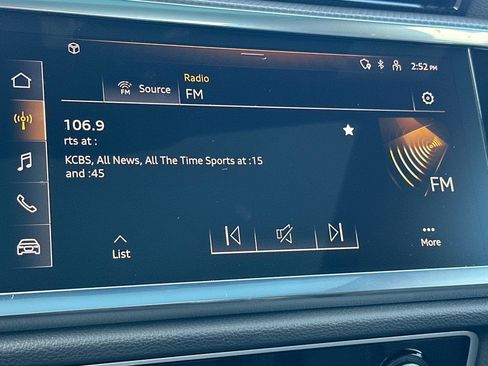 Used 2025 Audi Q3 2.0T Premium w/ Convenience Package image 17