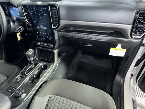 New 2026 Ford Ranger XLT w/ Equipment Group 301A High image 38