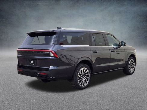 New 2025 Lincoln Navigator L Black Label image 7