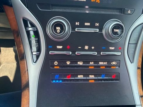 Used 2019 Lincoln Nautilus Reserve AWD/4WD image 30