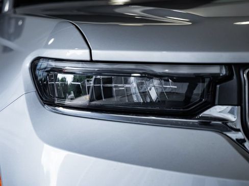 New 2026 Jeep Grand Cherokee Laredo X AWD/4WD image 13