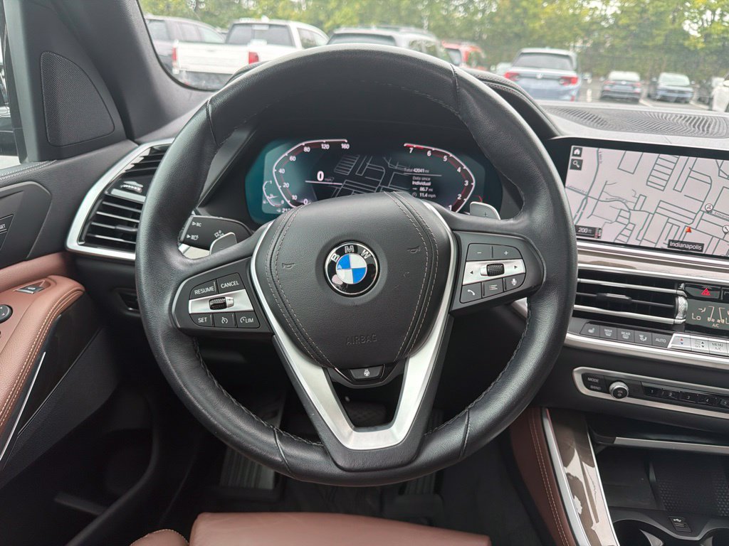 Used 2022 BMW X5 xDrive40i w/ Parking Assistance Package AWD/4WD image 13