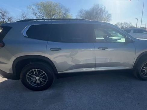 Certified 2025 GMC Acadia Elevation image 9