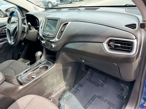 Used 2020 Chevrolet Equinox LT FWD image 27