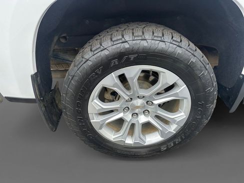 Used 2024 Chevrolet Silverado 1500 LTZ image 10