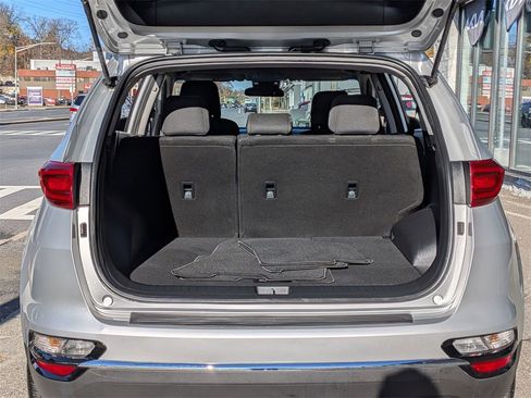 Used 2020 Kia Sportage LX image 8