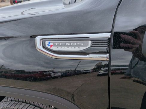 New 2026 GMC Sierra 1500 SLT image 52
