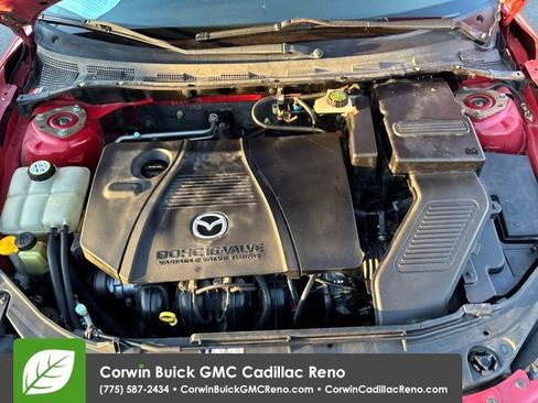 Used 2005 MAZDA MAZDA3 s w/ Moonroof & 6-CD Pkg image 23