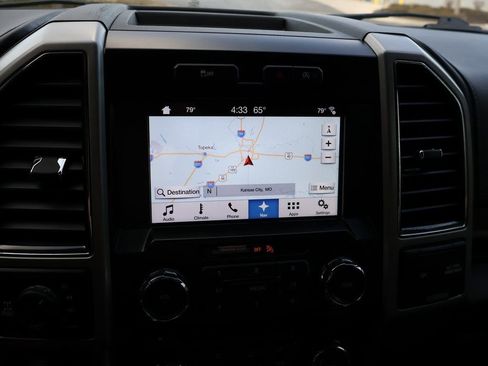 Used 2017 Ford F150 Lariat image 23