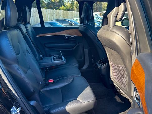 Used 2022 Volvo XC90 T6 Momentum image 33