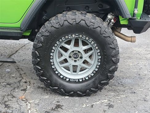 Used 2019 Jeep Wrangler Unlimited Rubicon image 31