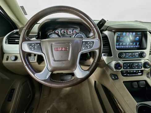 Used 2019 GMC Yukon SLT RWD image 10