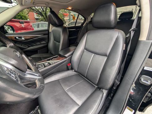 Used 2018 INFINITI Q50 Luxe AWD/4WD image 16