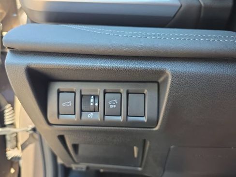Used 2024 Subaru Outback Limited AWD/4WD image 33