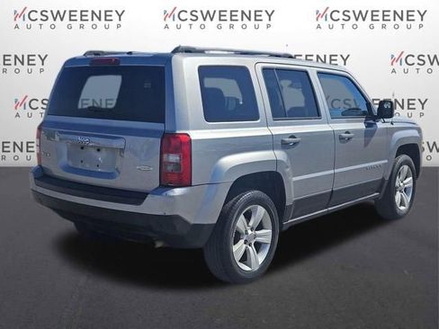Used 2016 Jeep Patriot Latitude image 5