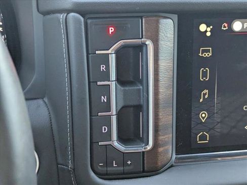 Used 2024 GMC Yukon Denali Ultimate image 12