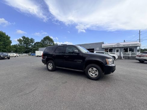 Used 2013 Chevrolet Tahoe LT AWD/4WD image 18