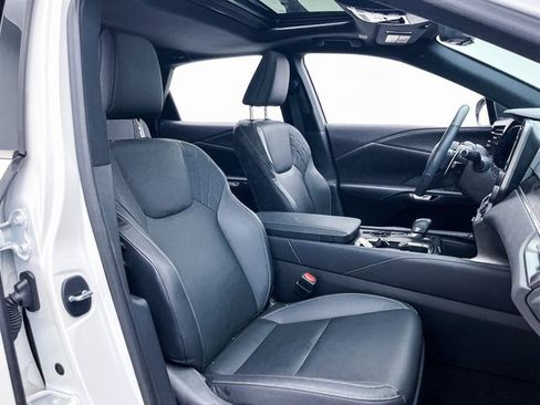 Used 2023 Lexus RX 350 Premium image 34