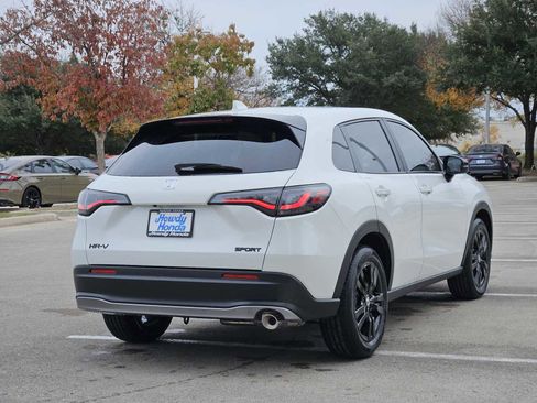 New 2026 Honda HR-V Sport image 5