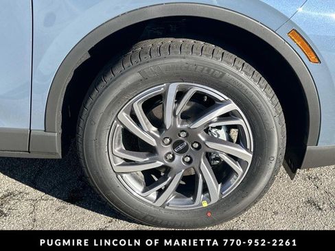 New 2026 Lincoln Corsair Premiere image 12