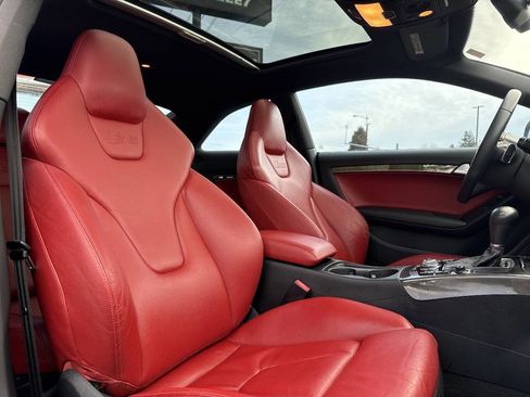 Used 2011 Audi S5 Prestige image 19