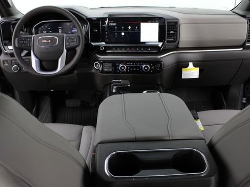 New 2026 GMC Sierra 1500 SLT AWD/4WD image 10