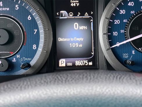 Certified 2017 Toyota Sienna XLE w/ XLE Navigation Package image 29